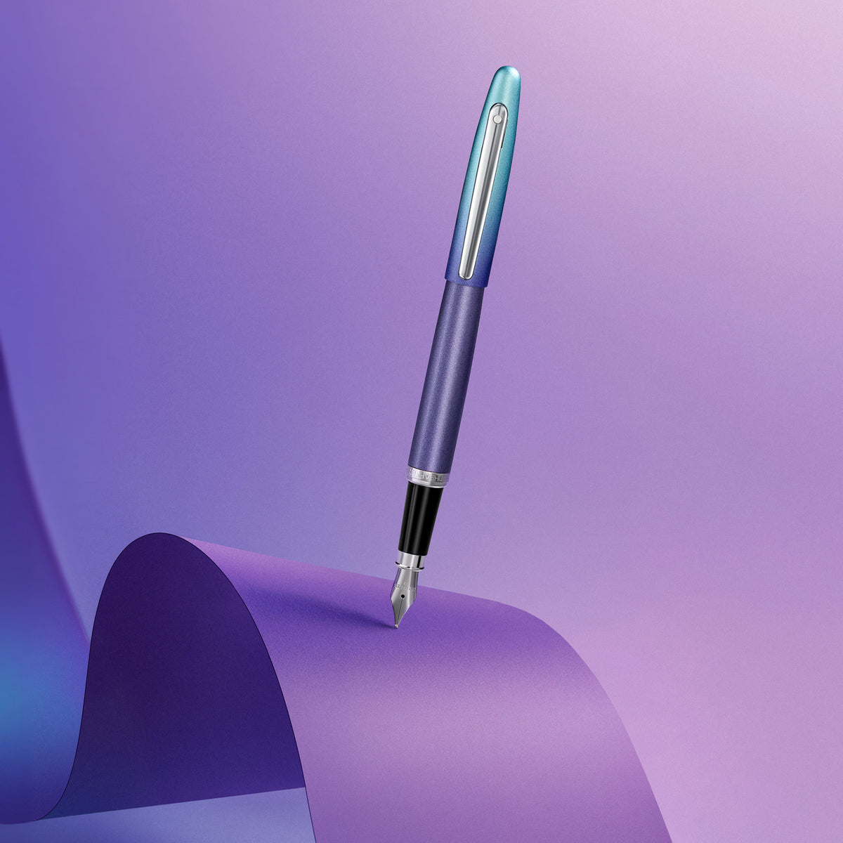 Sheaffer VFM 9430 Expressions Blue and Purple Pearlised Gradient Fountain Pen with Chrome-Plated Trims