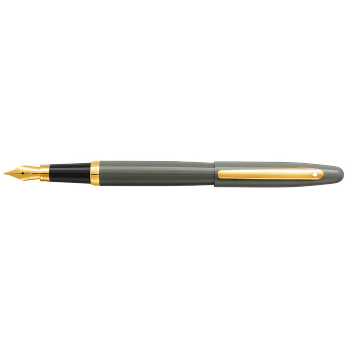 Sheaffer® VFM 9427 Glossy Light Gray Fountain Pen With PVD Gold-Tone Trim - Medium