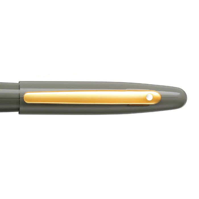 Sheaffer® VFM 9427 Glossy Light Gray Fountain Pen With PVD Gold-Tone Trim - Medium