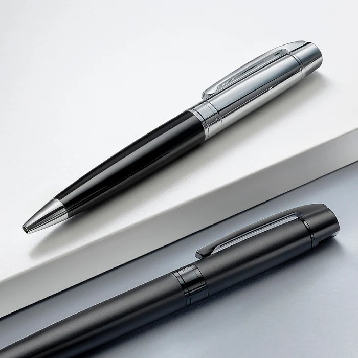 Sheaffer 300 Glossy Black Barrel and Bright Chrome Cap Rollerball Pen